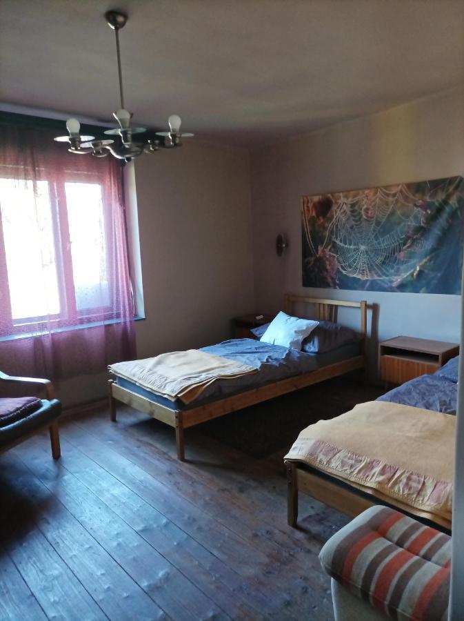 Bakancstanya Ketbodony Extérieur photo
