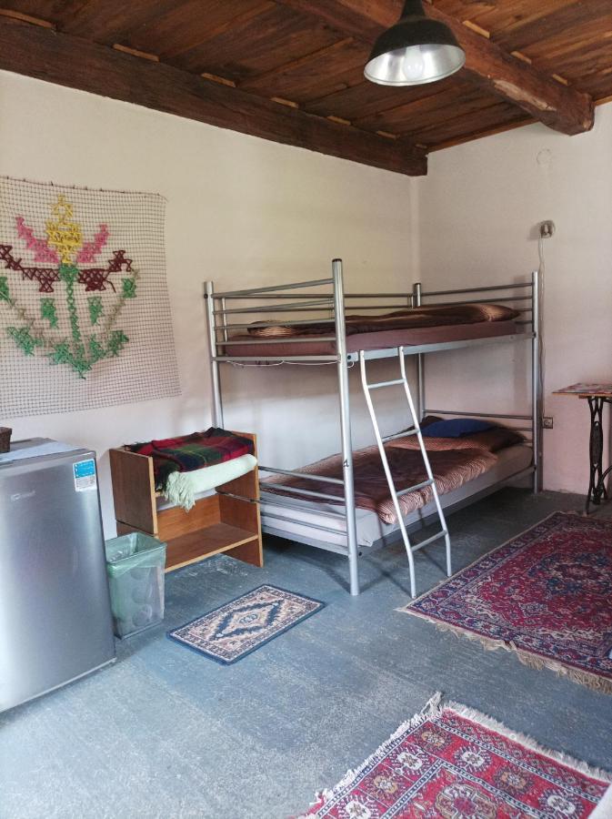Bakancstanya Ketbodony Extérieur photo